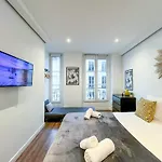 아파트 Urbanflat 209 - Beautiful In The Center Of 파리