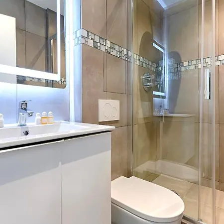 Urbanflat 209 - Beautiful In The Center Of Apartment *