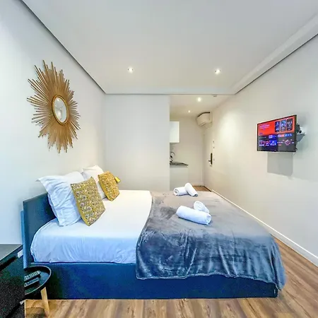 Urbanflat 209 - Beautiful In The Center Of * פריז