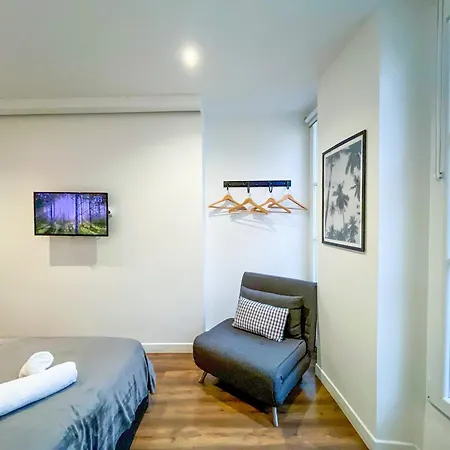 Urbanflat 209 - Beautiful In The Center Of