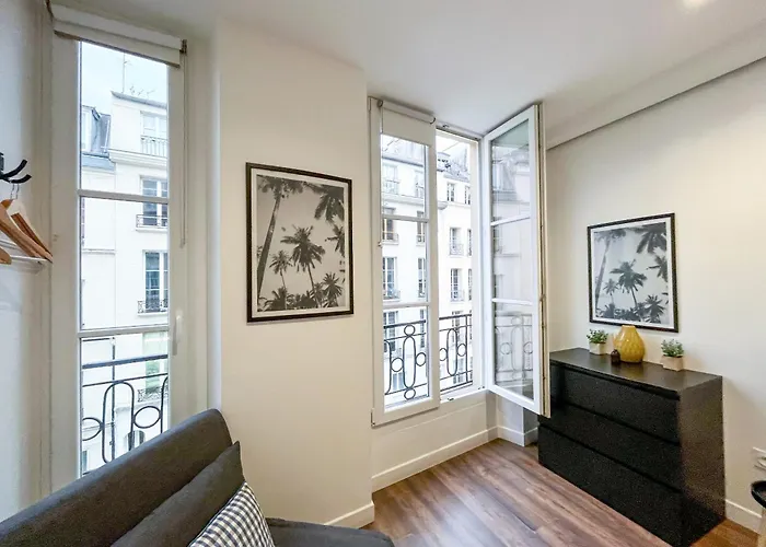 Urbanflat 209 - Beautiful In The Center Of * פריז