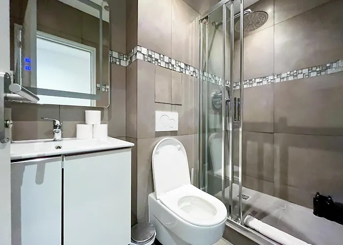 Urbanflat 209 - Beautiful In The Center Of דירה